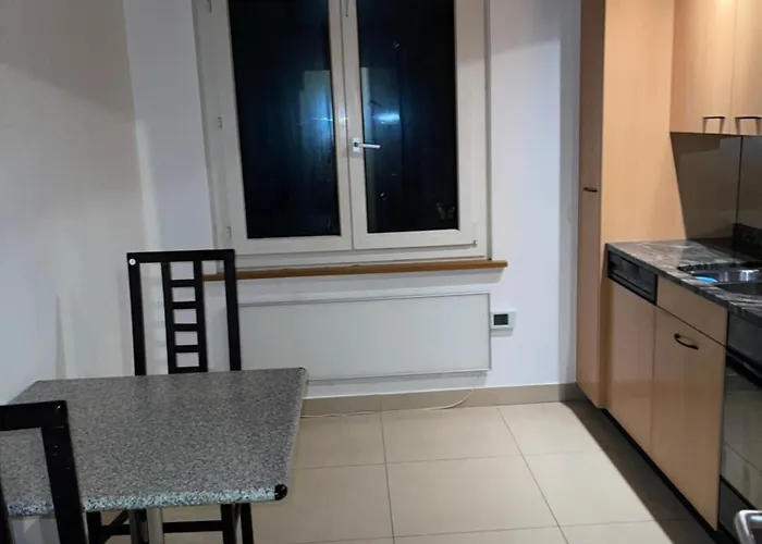 Near The Station Apartament *